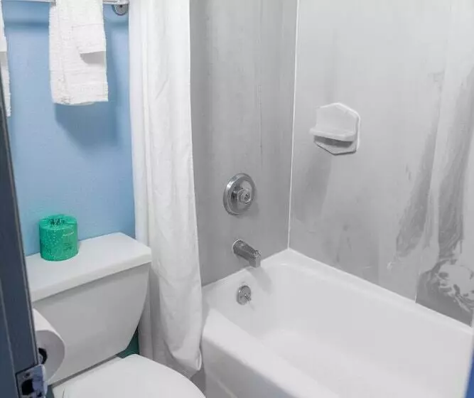 מוטל Sandcastle Inn