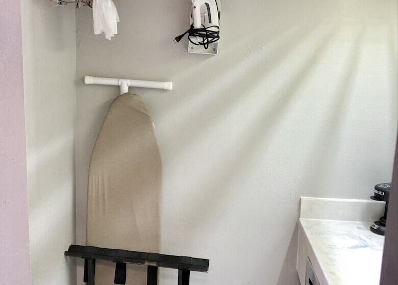 فندق على الطريق Sandcastle Inn