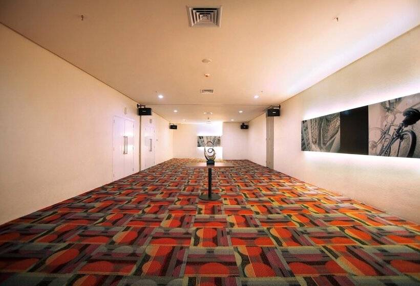 Horu Hotel Mangga Dua Square