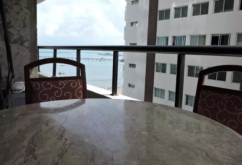 Coliseu Piazza Em Frente O Aterro