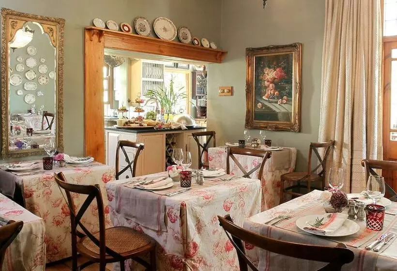 Majatalo Morrells Farmhouse