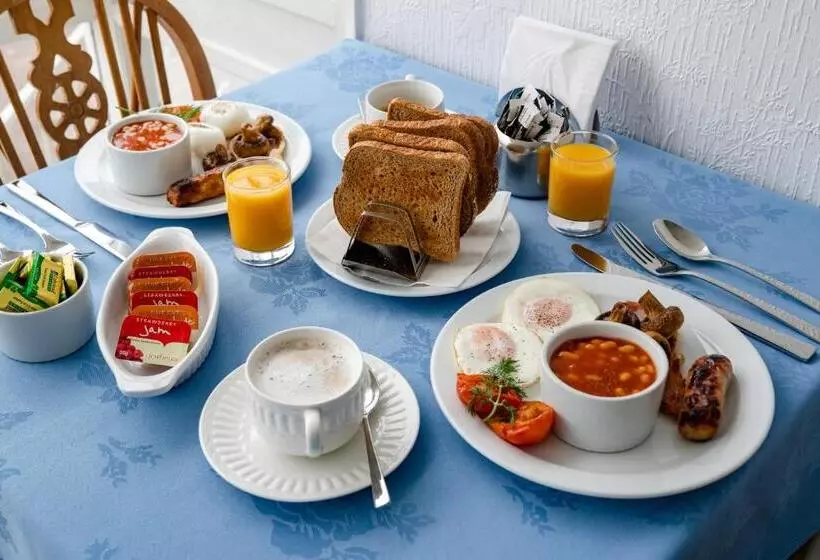 Torland Seafront Hotel Free Parking, Wi Fi, All Rooms En Suite