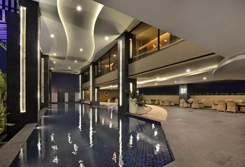 בית מלון כפרי Amaroossa Grande Bekasi