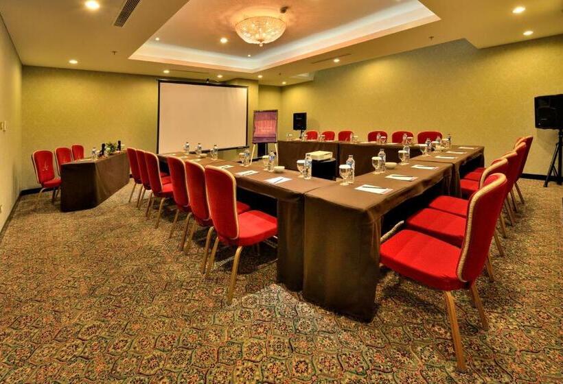 فندق Amaroossa Grande Bekasi