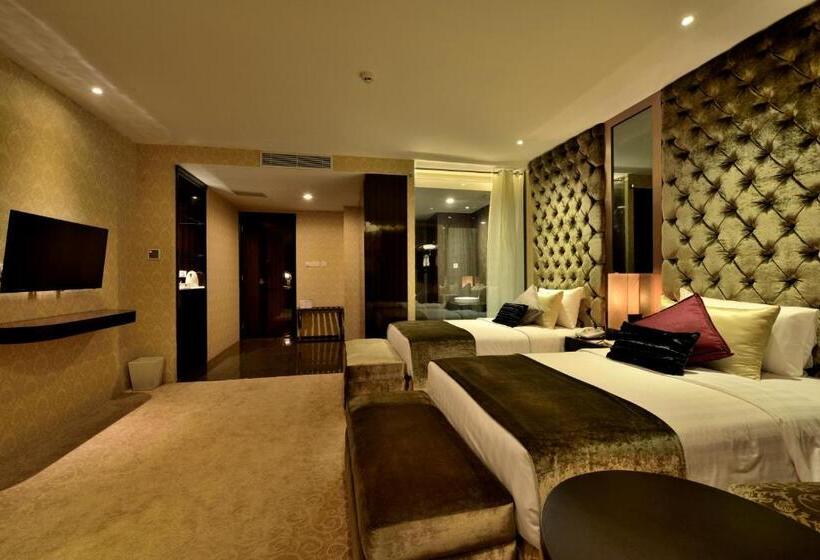 فندق Amaroossa Grande Bekasi