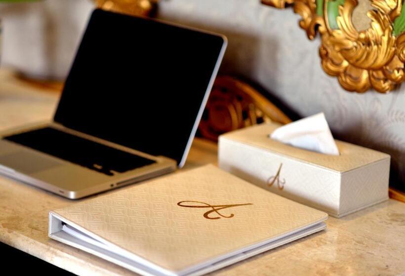 فندق Amaroossa Grande Bekasi