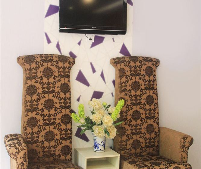 בית מלון כפרי City View