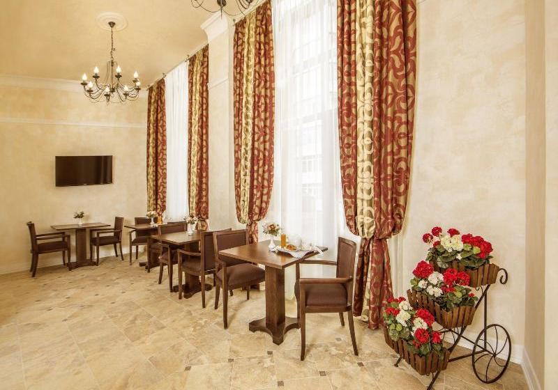 فندق Don Kihot  Rostovondon