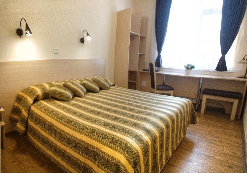 فندق Don Kihot  Rostovondon