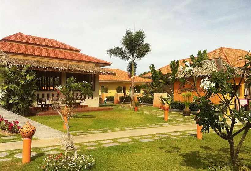 Hotel Garden Hills Resort