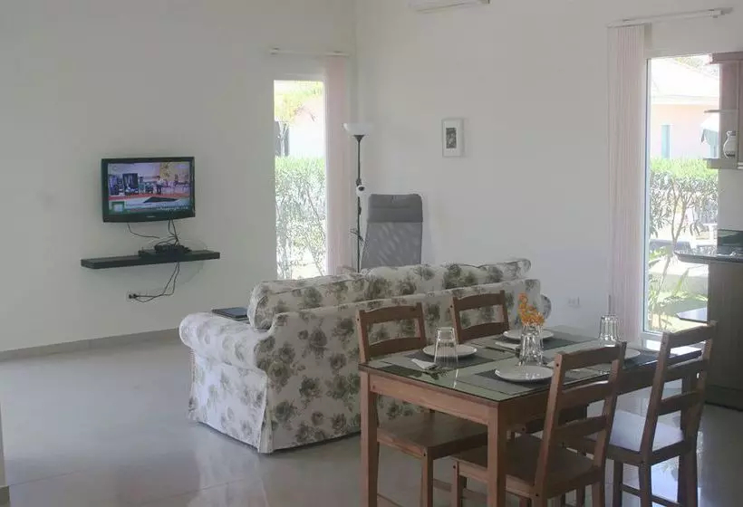 Hotel Garden Hills Resort