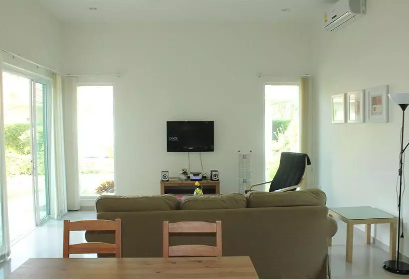 Hotel Garden Hills Resort