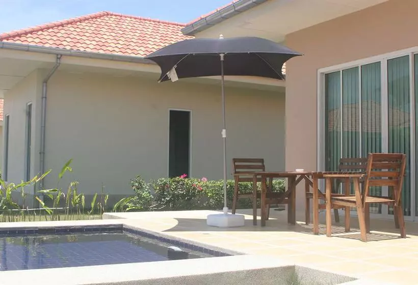 Hotel Garden Hills Resort