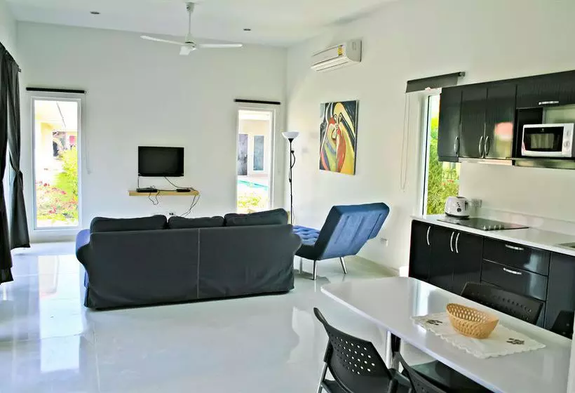 Hotel Garden Hills Resort