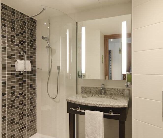 فندق Hampton By Hilton Frankfurt City Centre