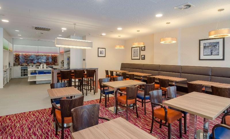 فندق Hampton By Hilton Frankfurt City Centre