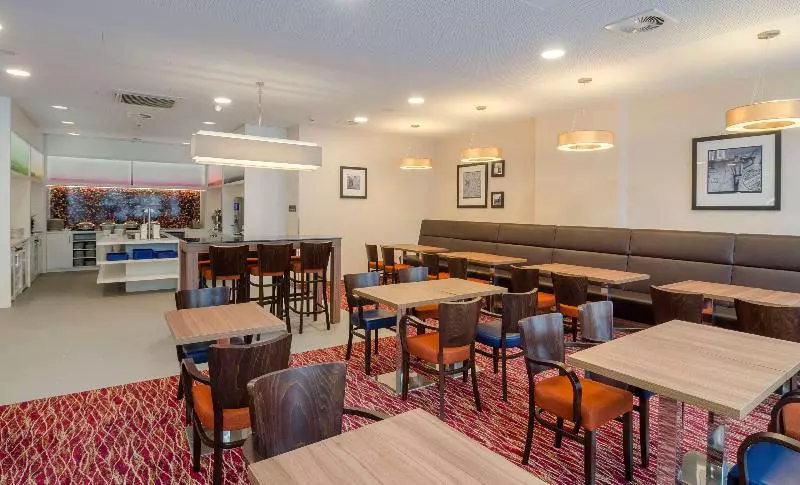 호텔 Hampton By Hilton Frankfurt City Centre