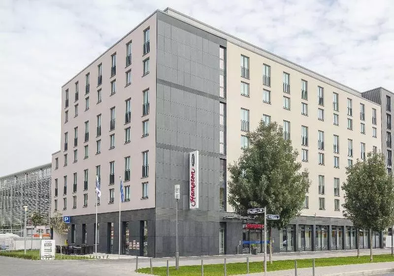 호텔 Hampton By Hilton Frankfurt City Centre