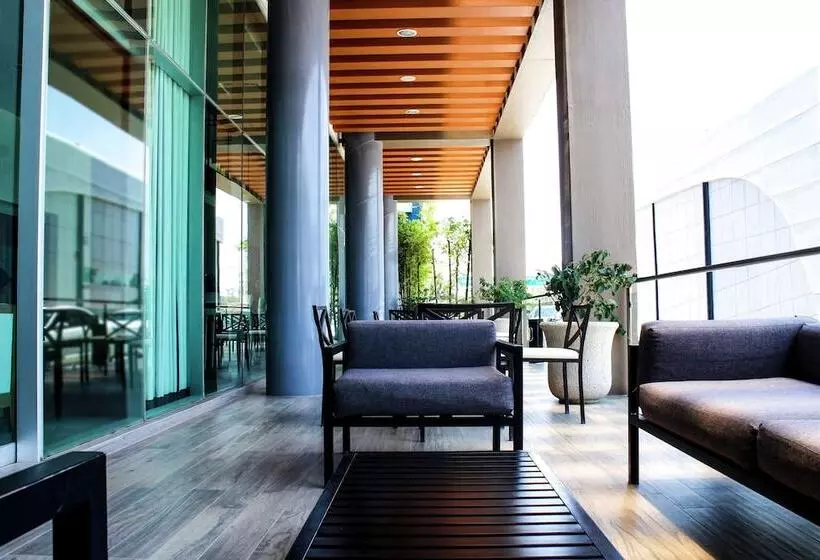 בית מלון כפרי Hampton Inn & Suites By Hilton Aguascalientes Airport