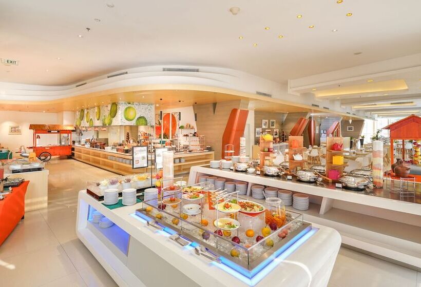 Harris Hotel & Conventions Bekasi