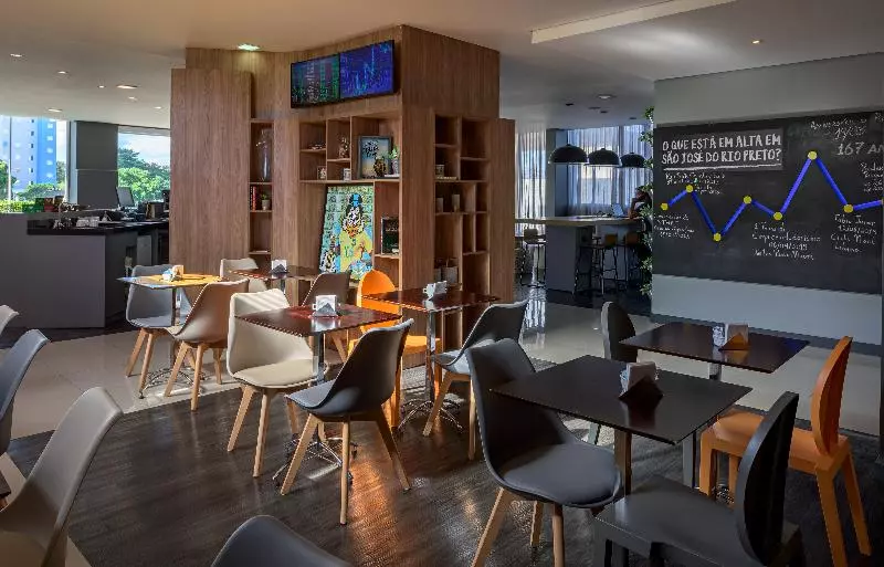 Otel Euro Suite São Jose Do Rio Preto By Nacional Inn