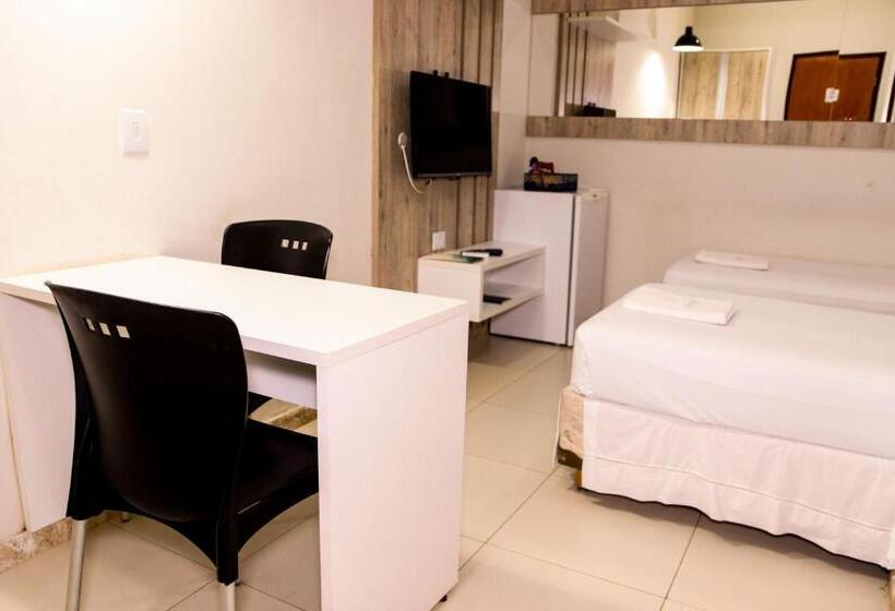 ホテル Imperial Palace