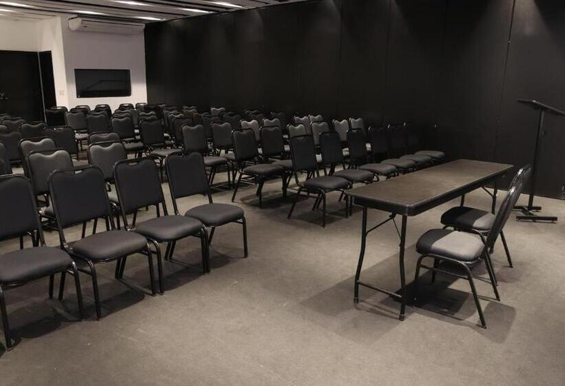 ホテル Imperial Palace