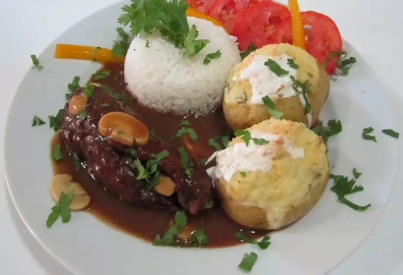 هتل Imperial Palace