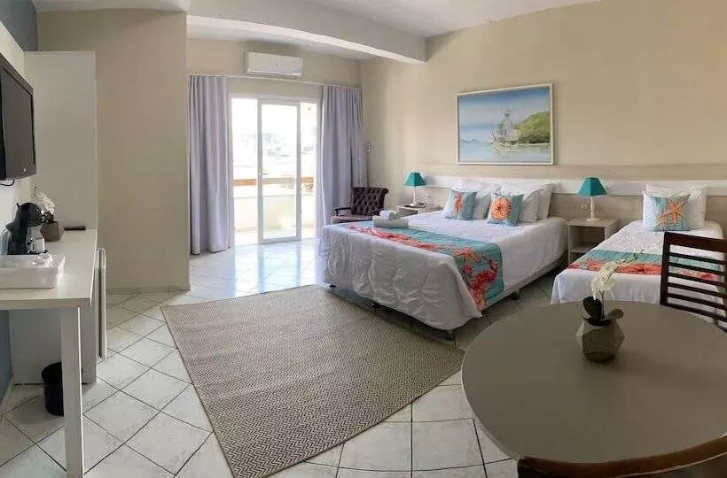 Отель Mares Do Sul