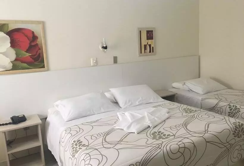 Отель Mares Do Sul