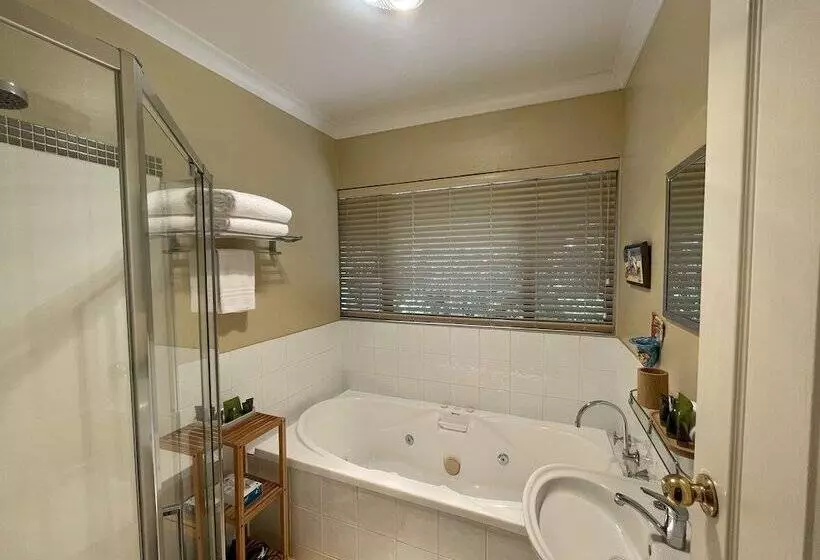 酒店 Rosewood Guesthouse