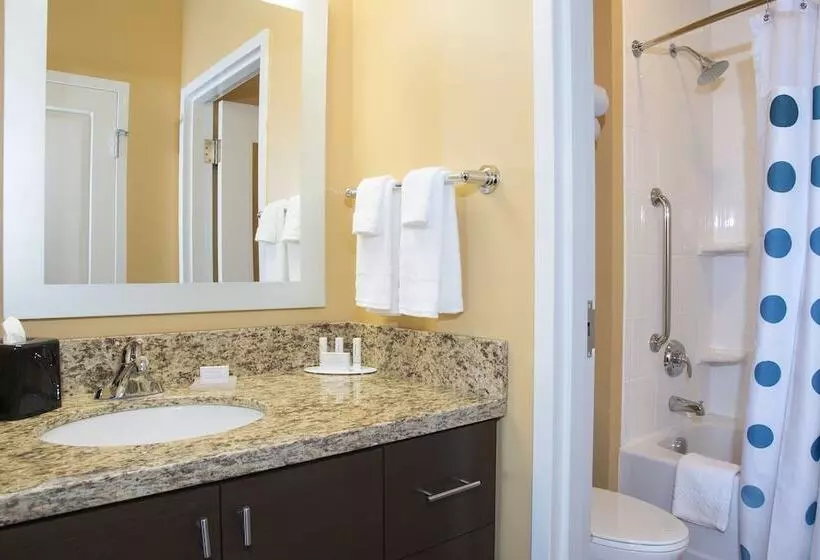 Hotelli Towneplace Suites By Marriott Champaign