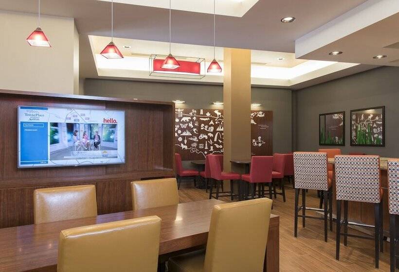 בית מלון כפרי Towneplace Suites By Marriott Champaign