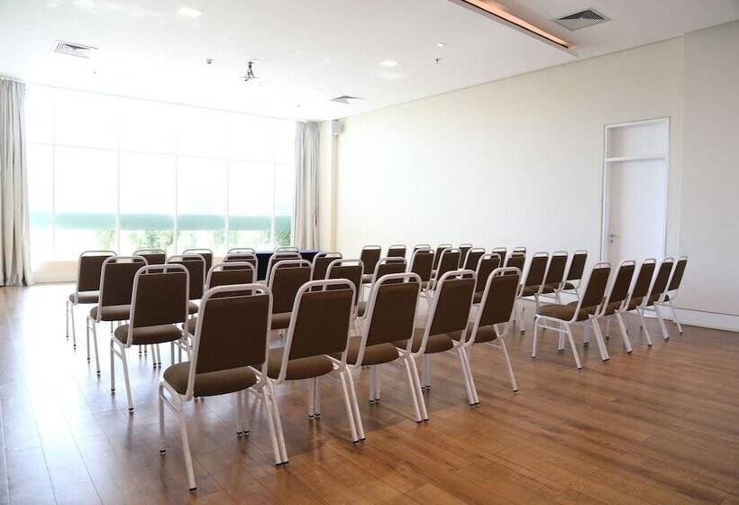 Vitória Hotel Convention Paulínia