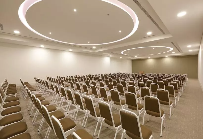 Vitória Hotel Convention Paulínia