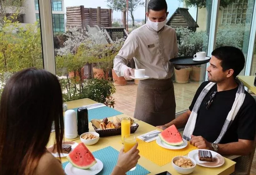 Vitória Hotel Convention Paulínia