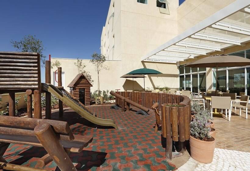 Vitória Hotel Convention Paulínia