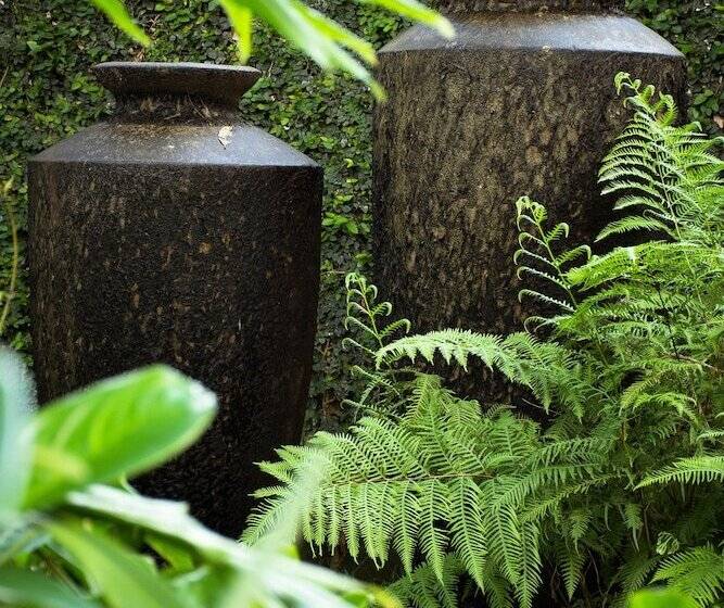 Отель Zawadi House Lodge