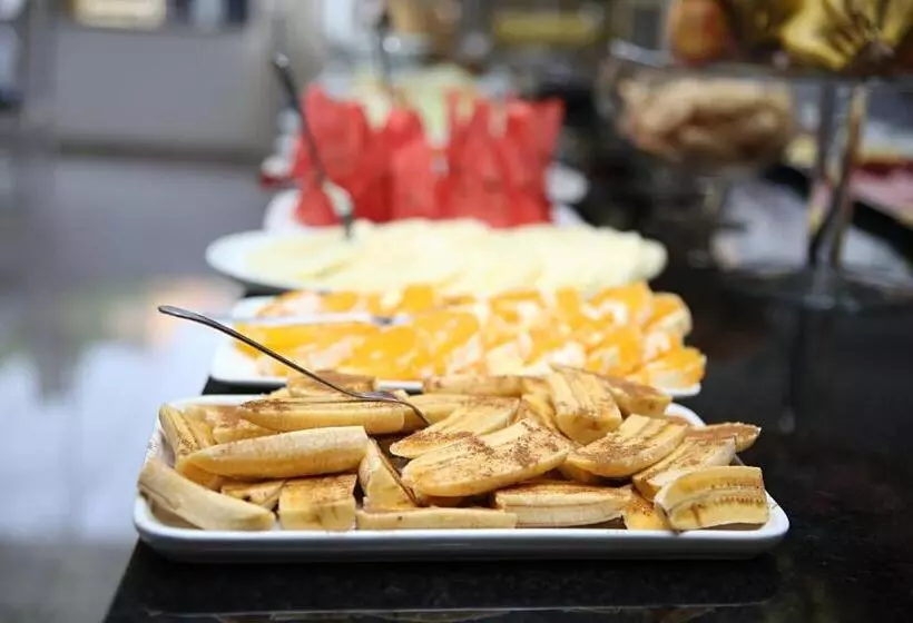 Luz Hotel Pato Branco