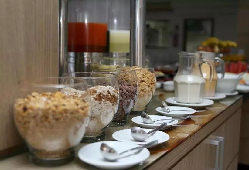 Luz Hotel Pato Branco