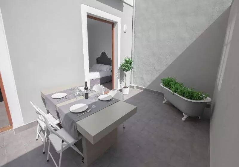 Valencia Centre Torres De Quart