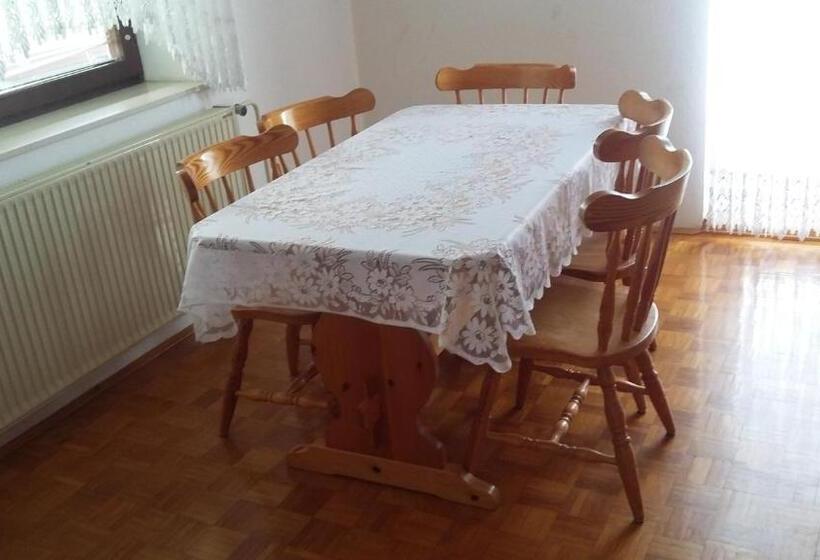 پانسیون Apartment Vrtacnik