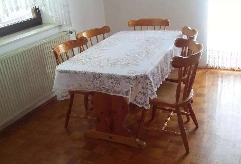 ペンション Apartment Vrtacnik