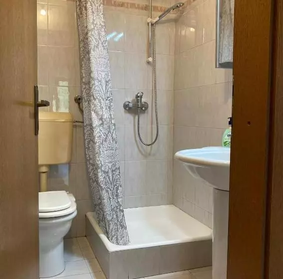 ペンション Apartment Vrtacnik