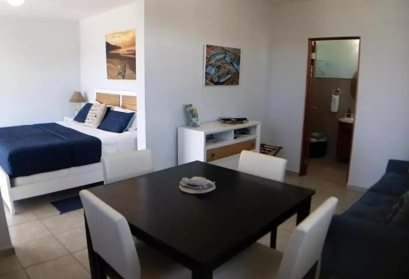 پانسیون Island Charm Culebra Studios & Suites   Amazing Water Views From All 3 Apartments Located In Culebra