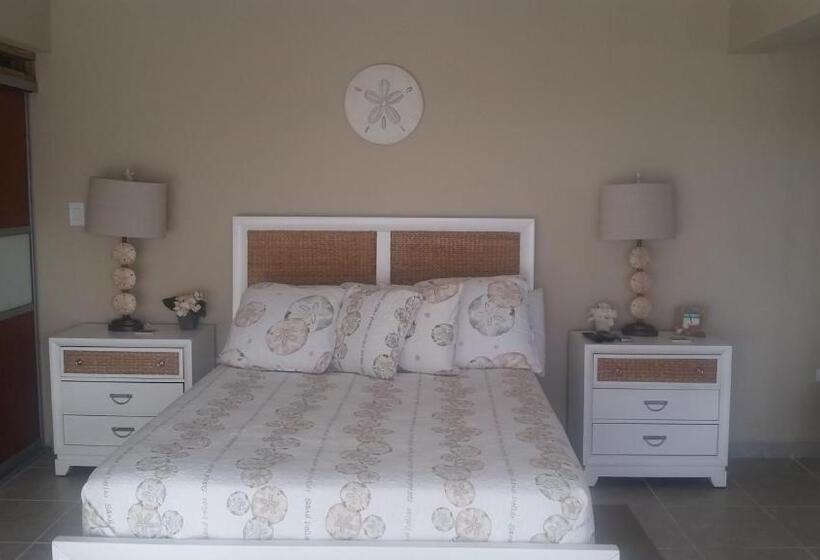 پانسیون Island Charm Culebra Studios & Suites Amazing Water Views From All 3 Apartments Located In Culebra