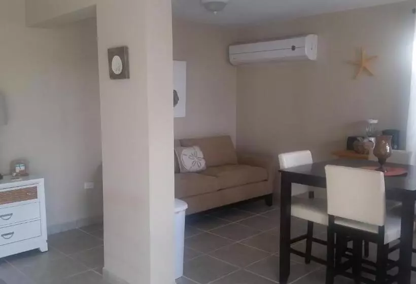 پانسیون Island Charm Culebra Studios & Suites   Amazing Water Views From All 3 Apartments Located In Culebra