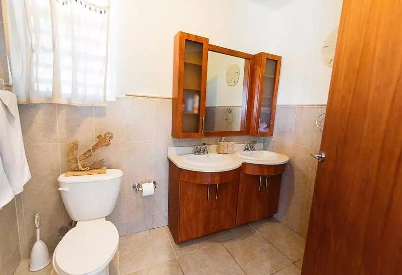 پانسیون Island Charm Culebra Studios & Suites   Amazing Water Views From All 3 Apartments Located In Culebra