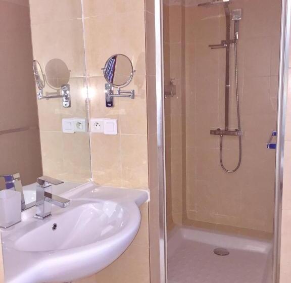 پانسیون Villa Perle Noire