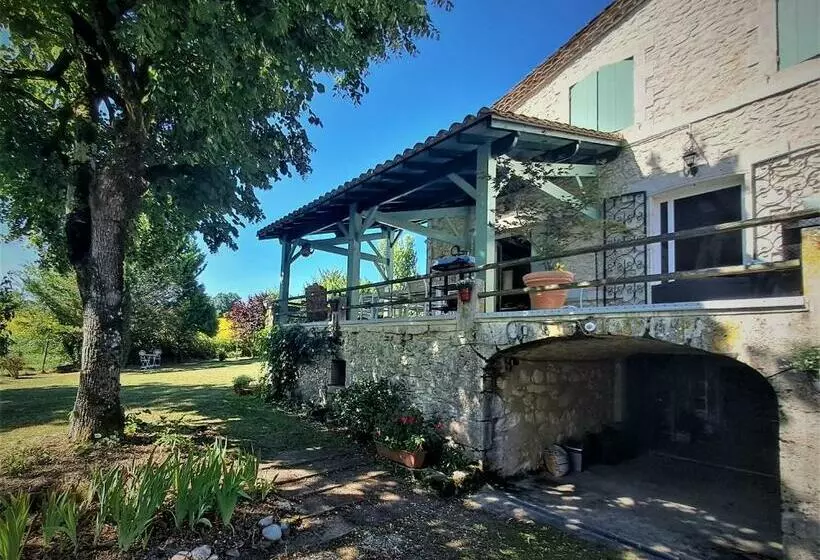 ベッドアンドブレックファースト Chambres D Hôtes Le Muguet